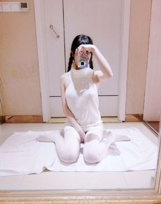 我和女闺蜜69式互慰